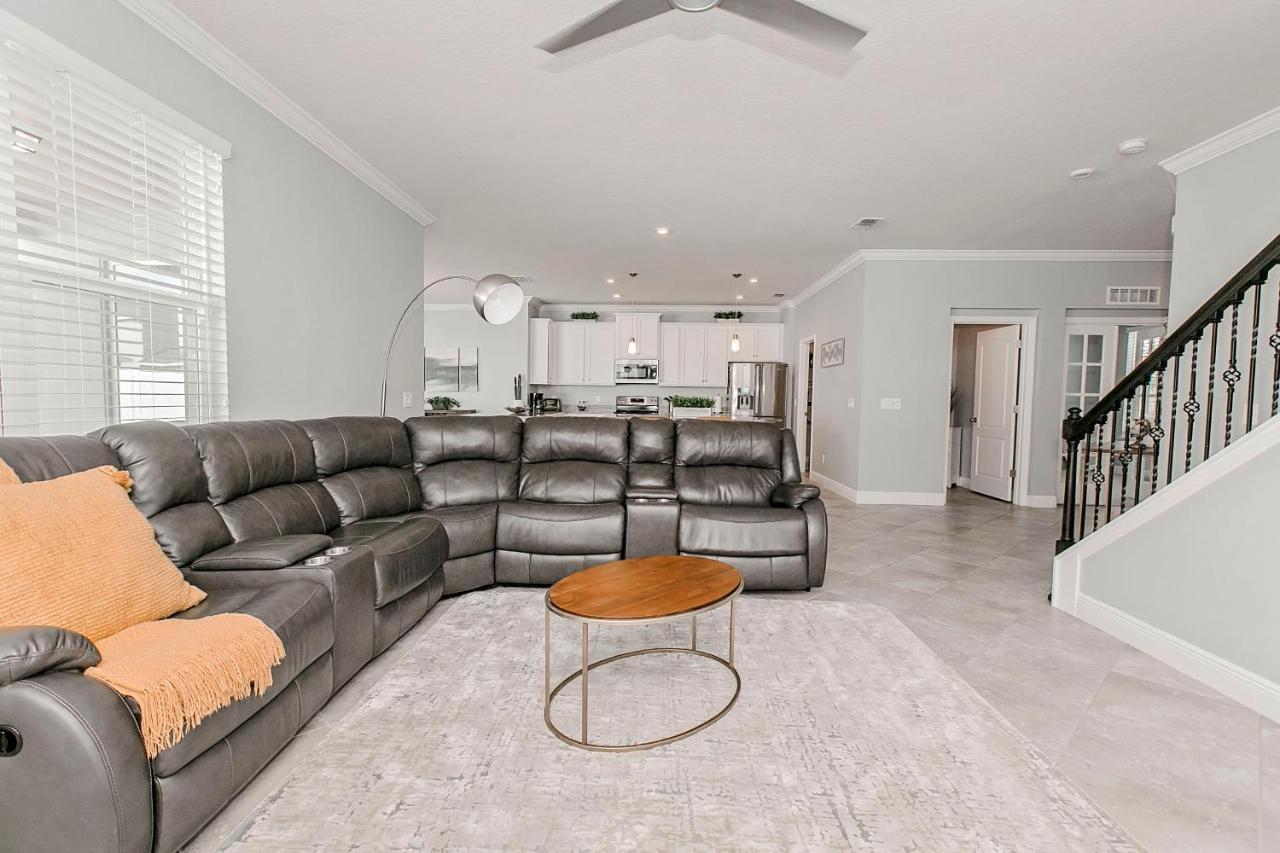 Spacious 4 bedroom home in Sanford/Orlando! Exterior foto