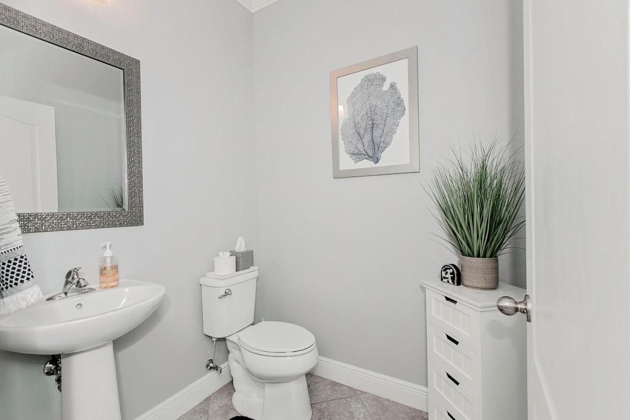 Spacious 4 bedroom home in Sanford/Orlando! Exterior foto